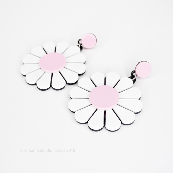 Daisy Mod Acrylic 60s Hippie Statement Earrings 15 - Picture 3 of 5